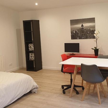 Adorable Studio 25M² Tres Calme Avec Parking Marsella Exterior foto