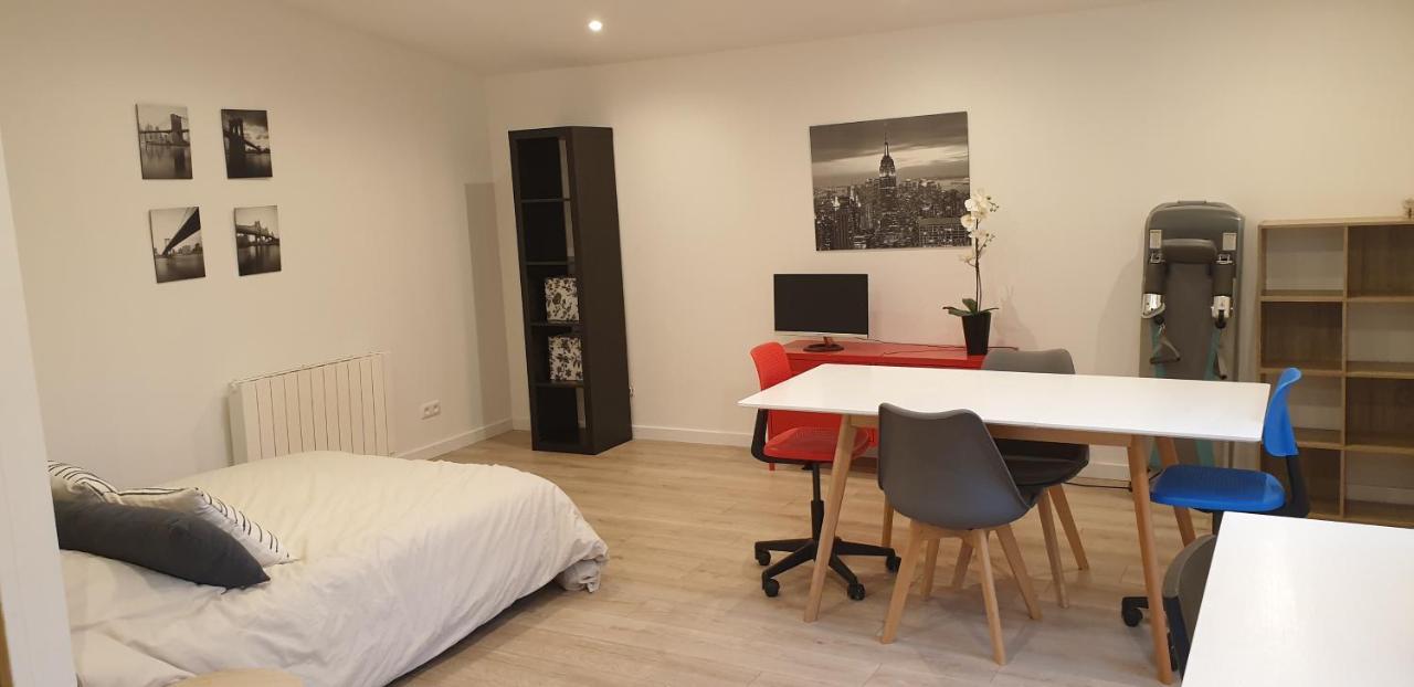 Adorable Studio 25M² Tres Calme Avec Parking Marsella Exterior foto