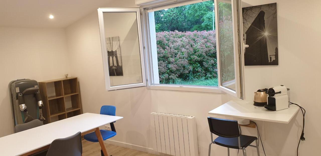 Adorable Studio 25M² Tres Calme Avec Parking Marsella Exterior foto